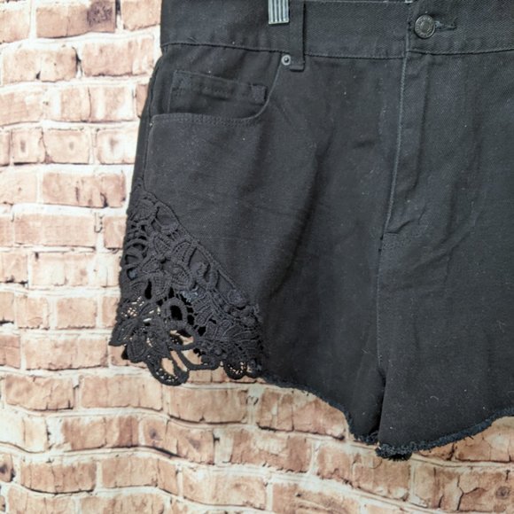 Forever 21 Shorts Black Size 31 - Picture 5 of 13